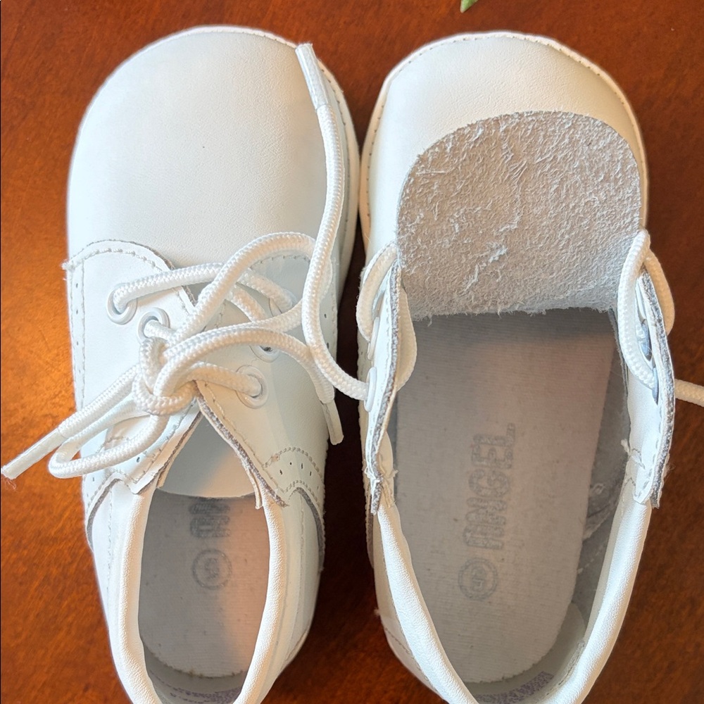 Angel White Kids Lace-Up Oxford Shoes - Picture 3 of 6